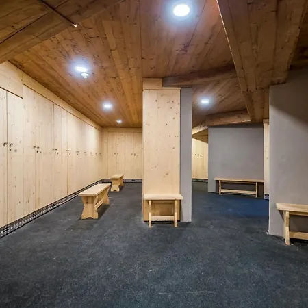 - Cosy Avec Vue Silveralp 108 アパート